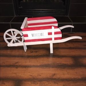 SOLD‼️ Rae Dunn Patriotic Wheelbarrow